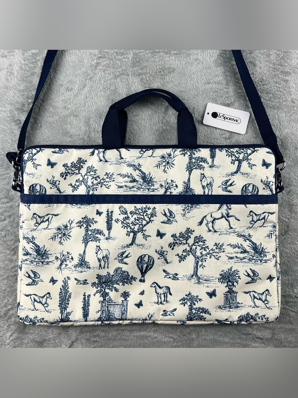 Lesportsac Crossbody Laptop Sleeve Bag Blue White Toile De Jouy Horse Country
